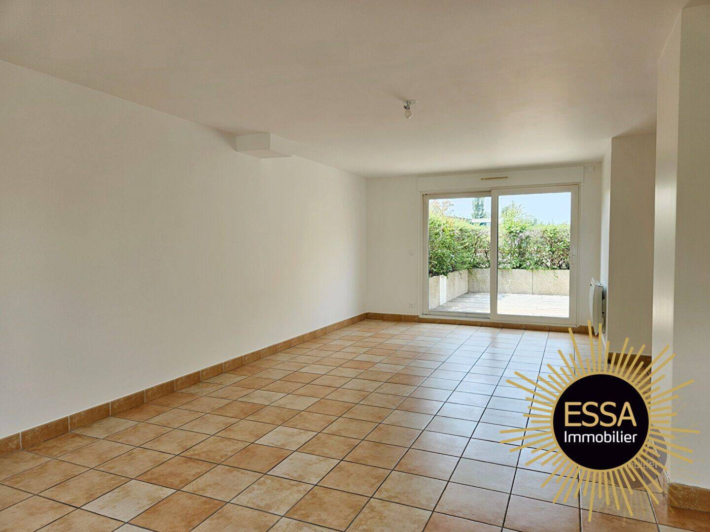 Appartement 5 pièces 102 m² · à Noisy-le-Roi · 102,2 m² · 2 420 €/mois