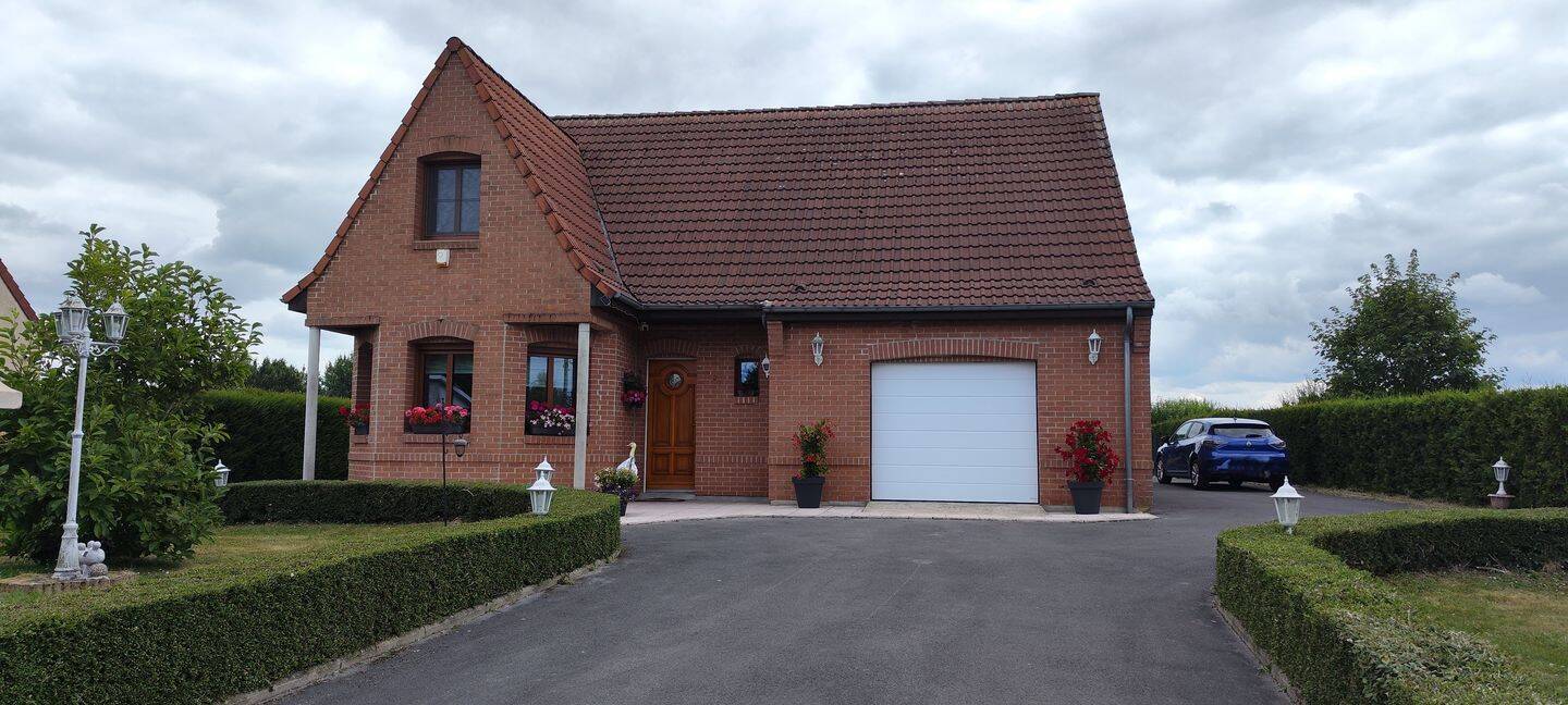 Maison 5 pièces 116 m² · à Feignies · 116 m² · 294 000 €
