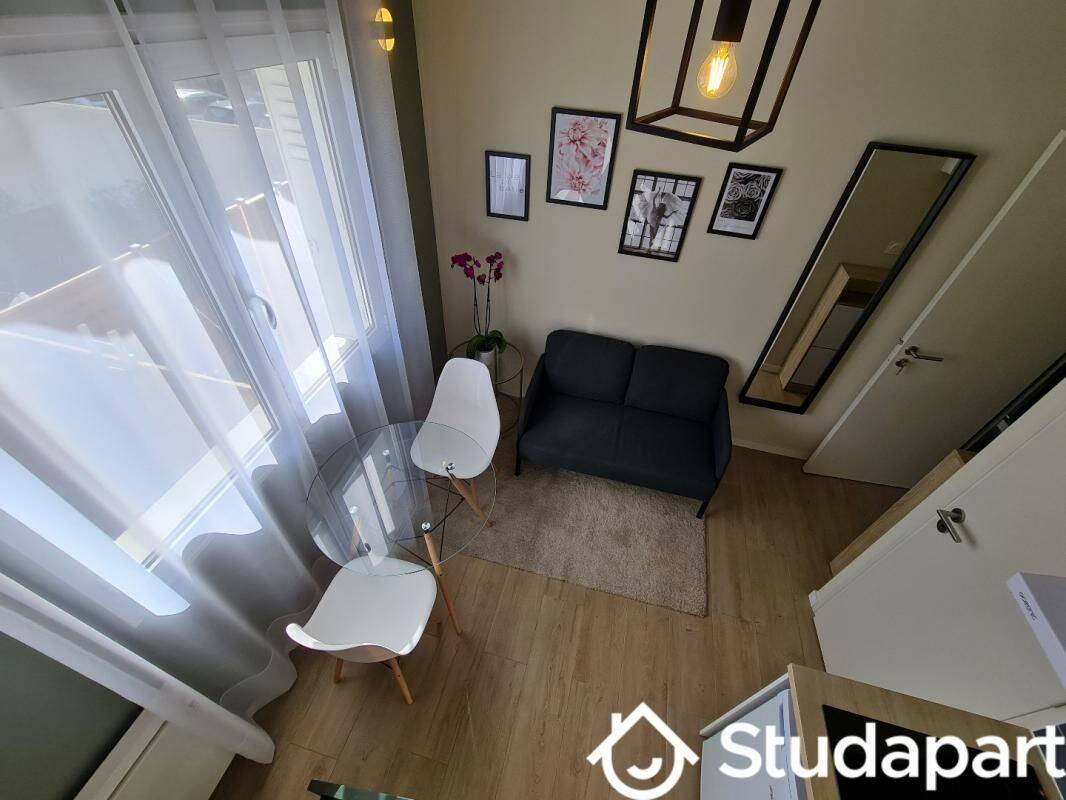 Appartement 2 pièces 18 m² · à Gentilly · 18 m² · 1 290 €