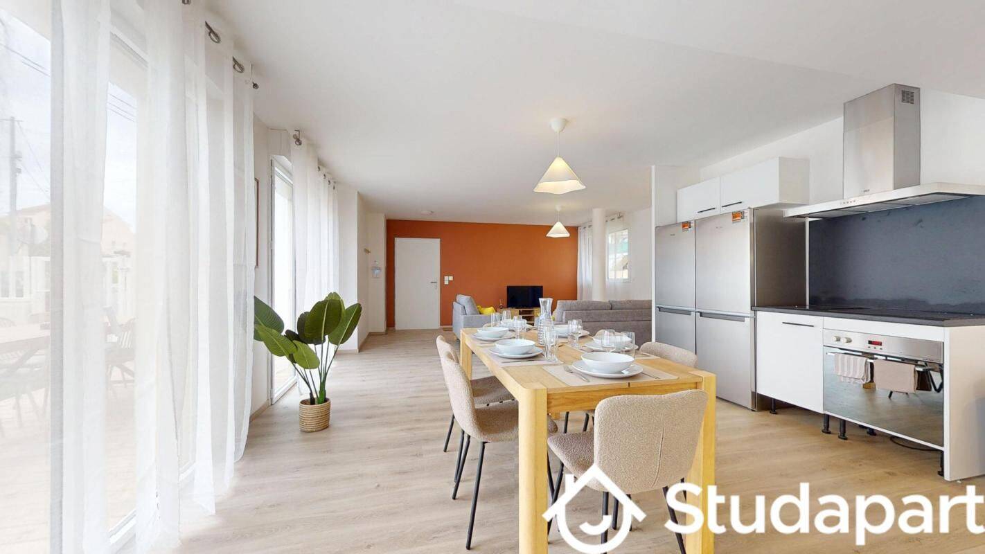 1 pièce 12 m² · à Toulouse · 12 m² · 585 €/mois