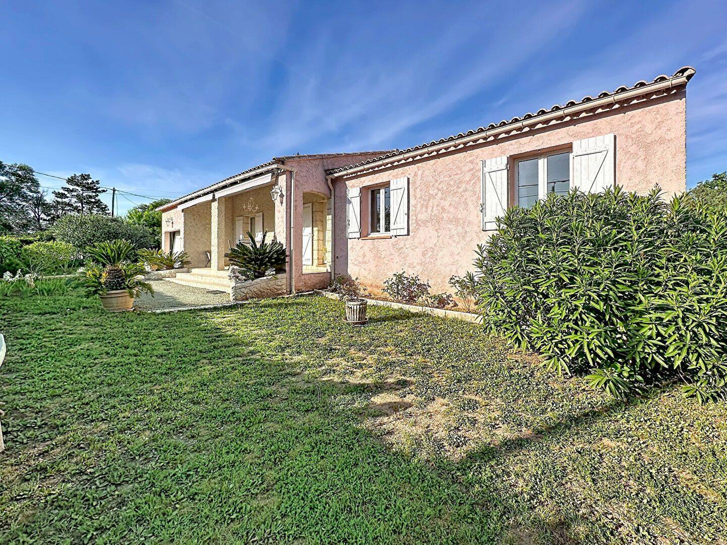 Maison 5 pièces 103 m² · à Le Luc · 103 m² · 350 000 €