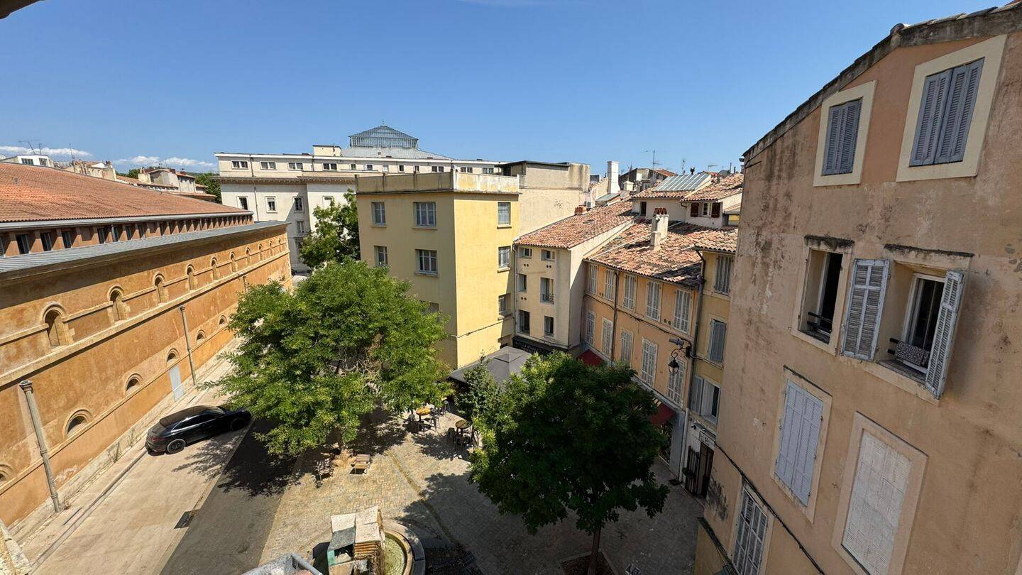 Appartement 2 pièces 30 m² · à Aix-en-Provence · 29,7 m² · 761 €