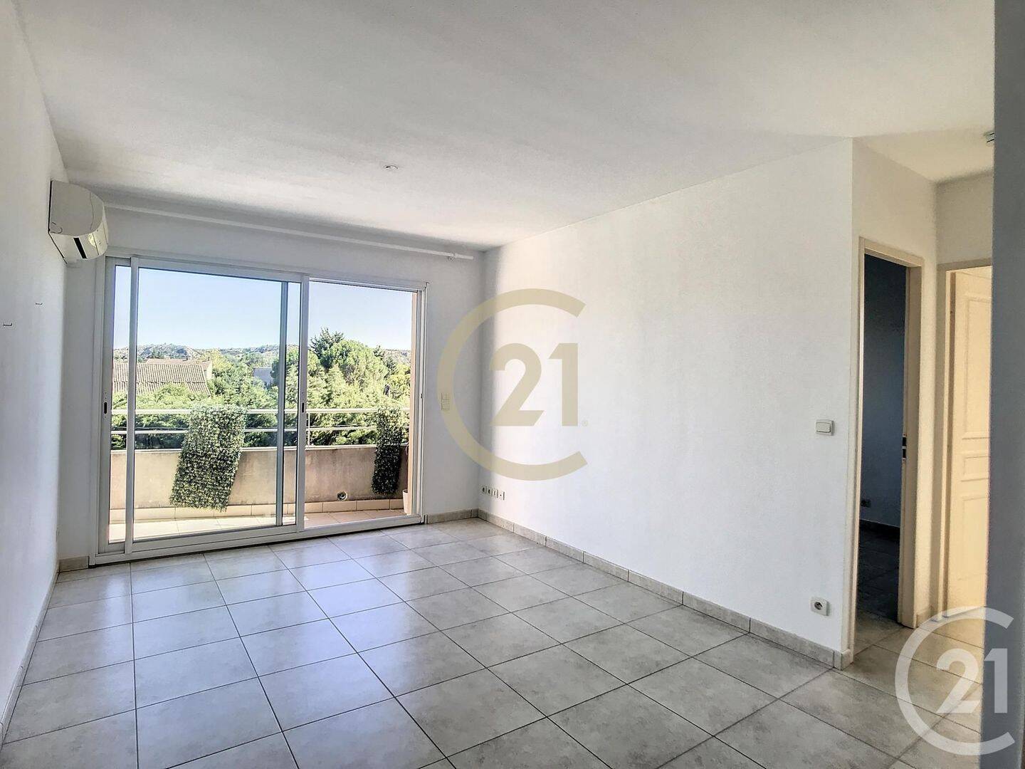 Appartement 2 pièces 36 m² · à Roquemaure · 36,3 m² · 585 €/mois