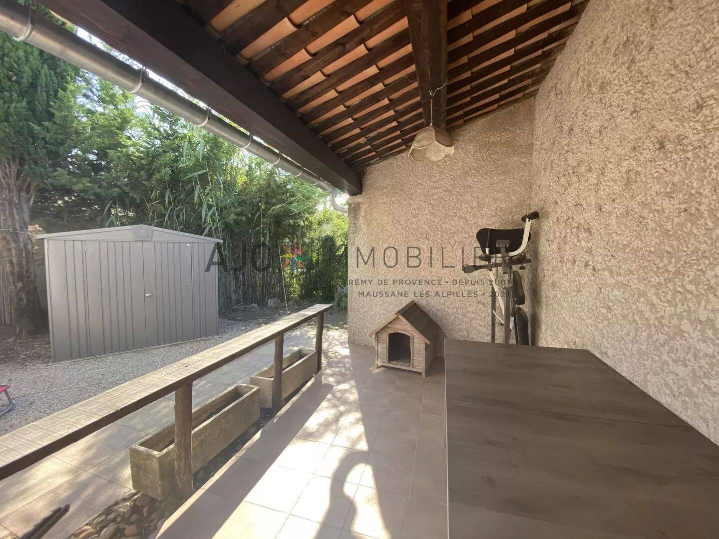Appartement 3 pièces 64 m² · à Saint-Rémy-de-Provence · 64 m² · 777 €