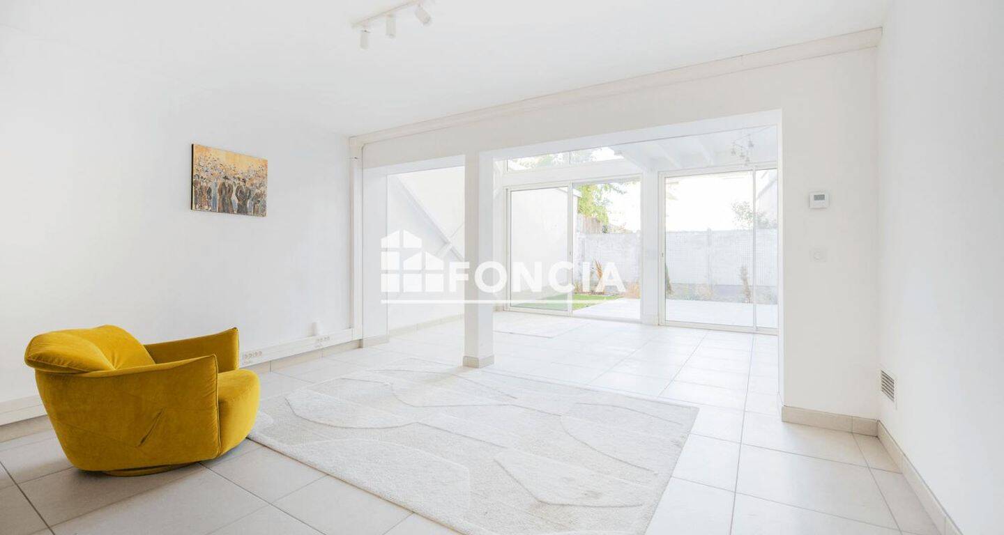 Maison 5 pièces 106 m² · à Orléans · 106,1 m² · 359 900 €