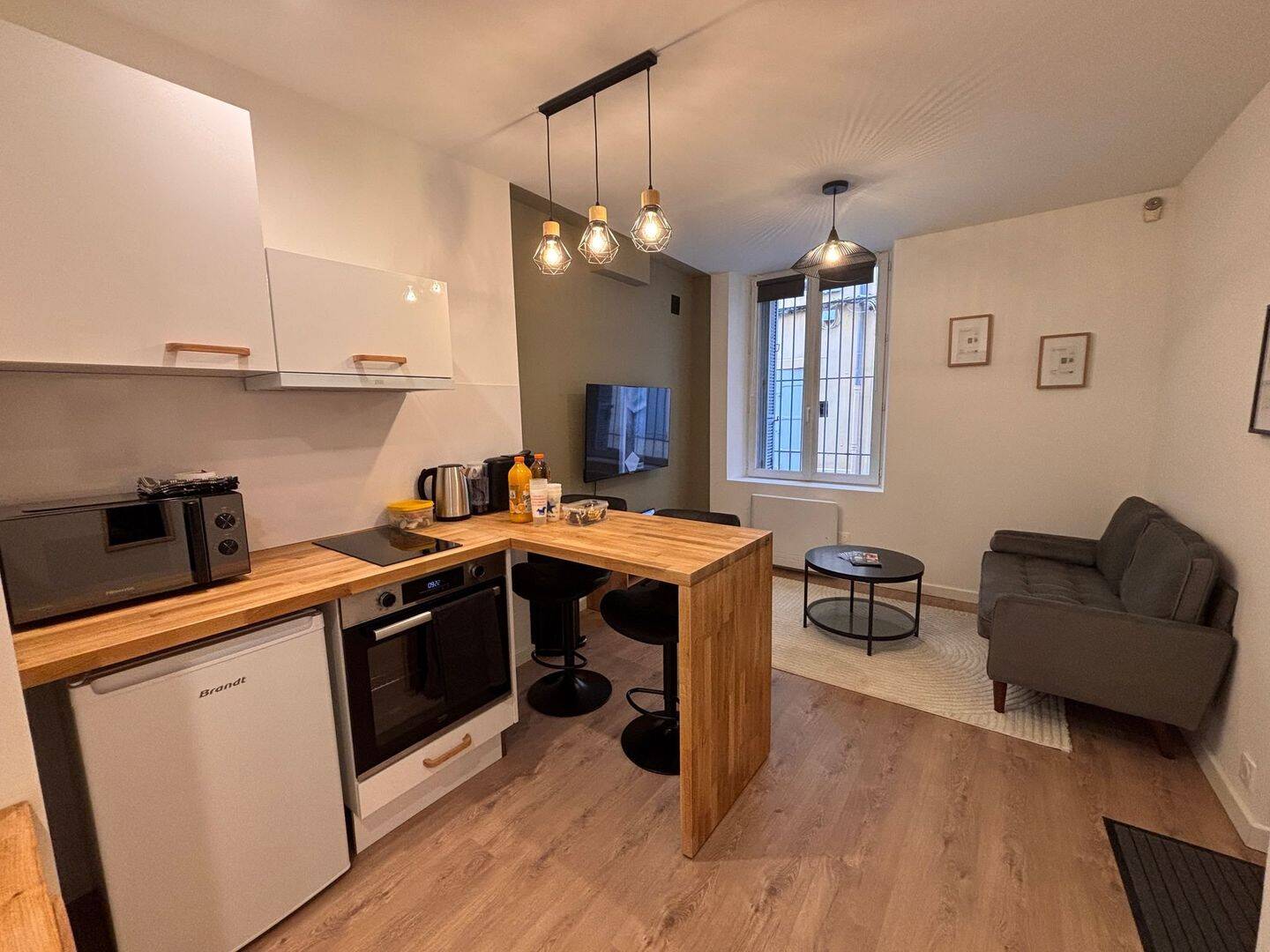 Appartement 2 pièces 27 m² · à Aix-en-Provence · 27 m² · 890 €/mois