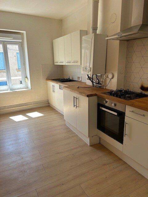 Appartement 4 pièces 92 m² · à Cours · 92 m² · 490 €