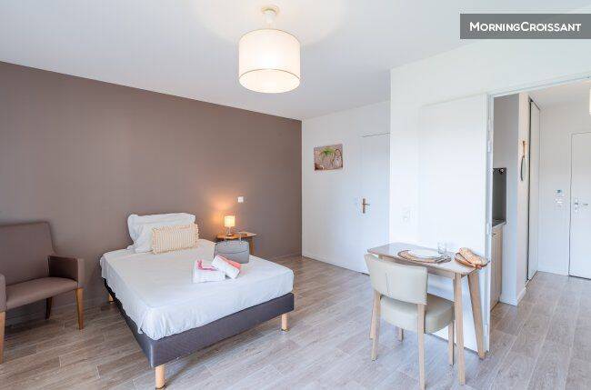 Appartement 1 pièce 27 m² · à L'Isle-d'Abeau · 27 m² · 1 080 €