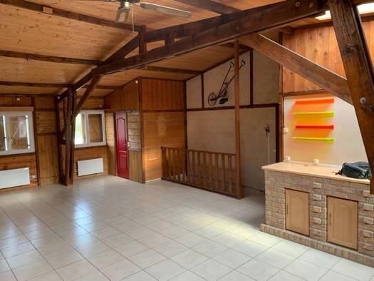 Appartement à louer 800 € 5 pièces 2 chambres 75 m² Étage 1/1 Sud Ouest Loos-en-Gohelle 62750