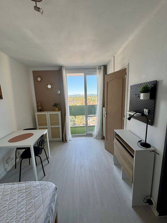 Appartement 1 pièce 18 m² · à Chalon-sur-Saône · 18 m² · 500 €