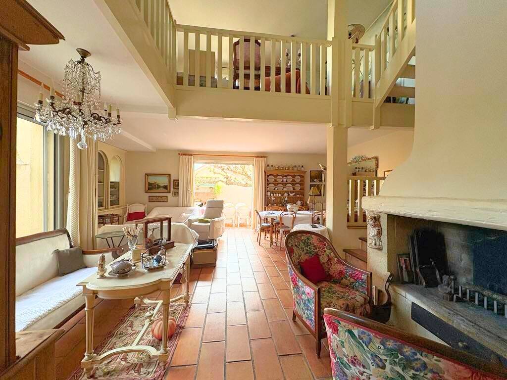 Maison 6 pièces 183 m² · à Valras-Plage · 183 m² · 530 000 €