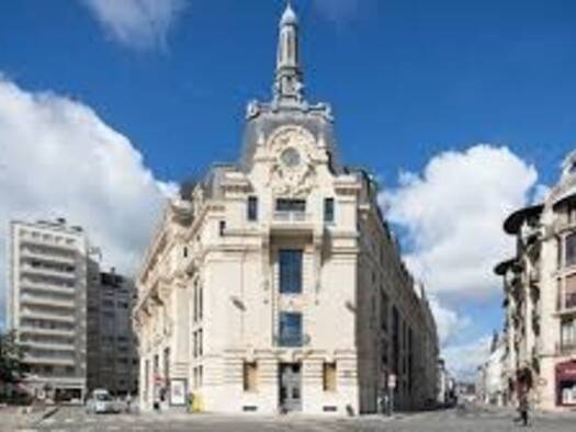 Duplex à vendre 456 900 € 6 pièces 4 chambres 139 m² Étage 6/9 Grangier Dijon 21000