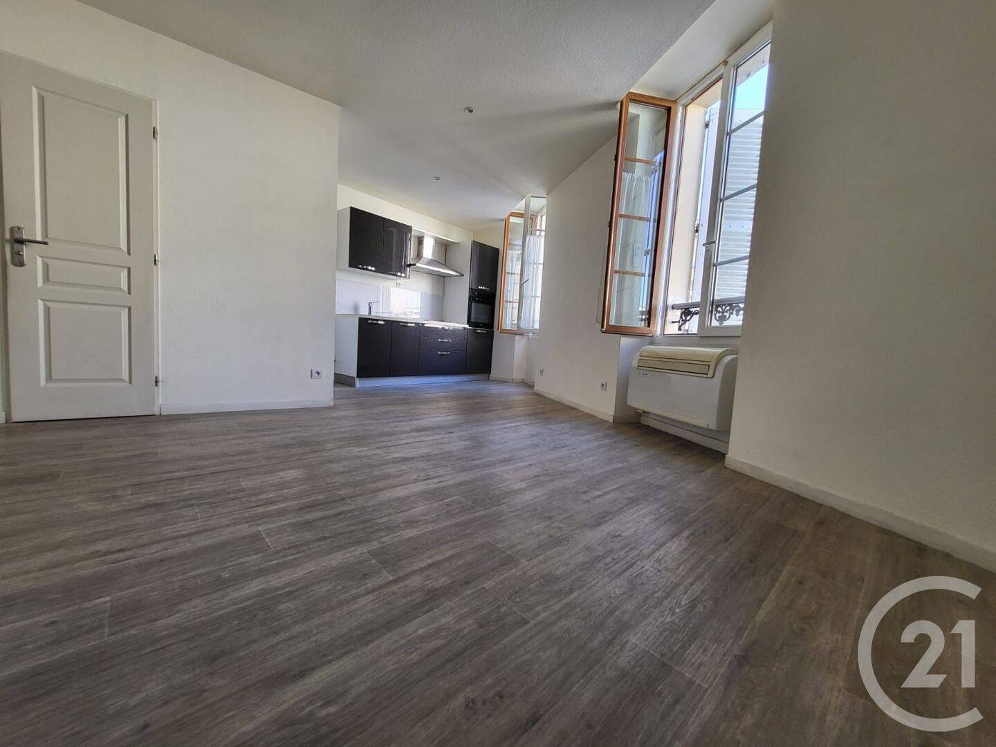 Appartement 2 pièces 31 m² · à Salon-de-Provence · 31,2 m² · 631 €