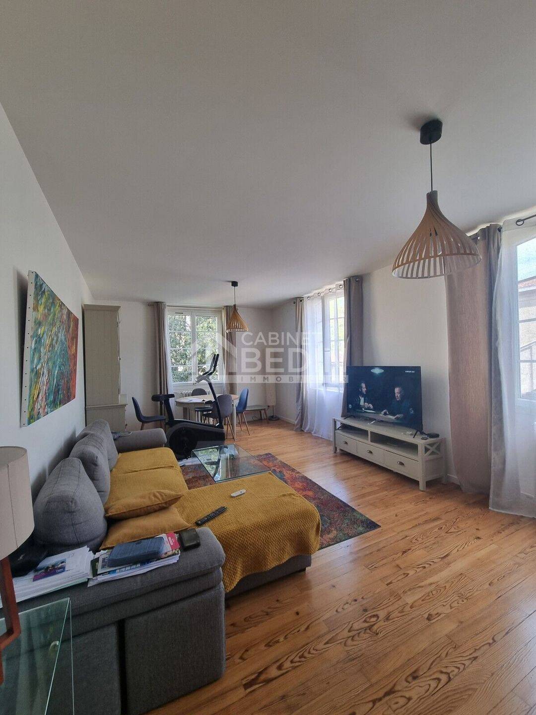 Appartement 2 pièces 60 m² · à Bordeaux · 60 m² · 900 €