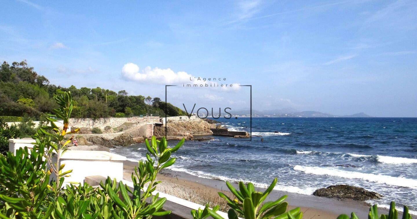 Maison 7 pièces 238 m² · à Frejus · 238 m² · 4 200 000 €
