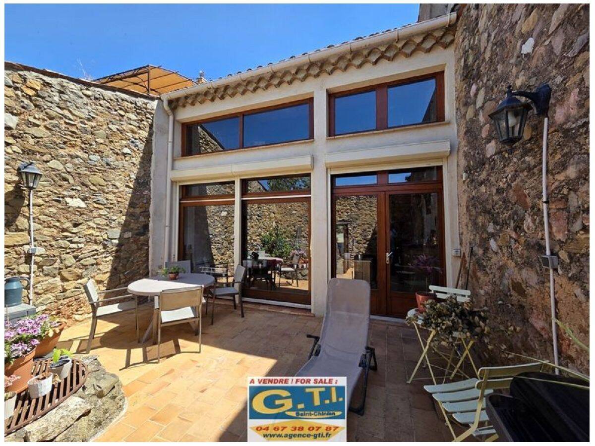 Maison 6 pièces 163 m² · à Saint-Chinian · 163 m² · 179 000 €