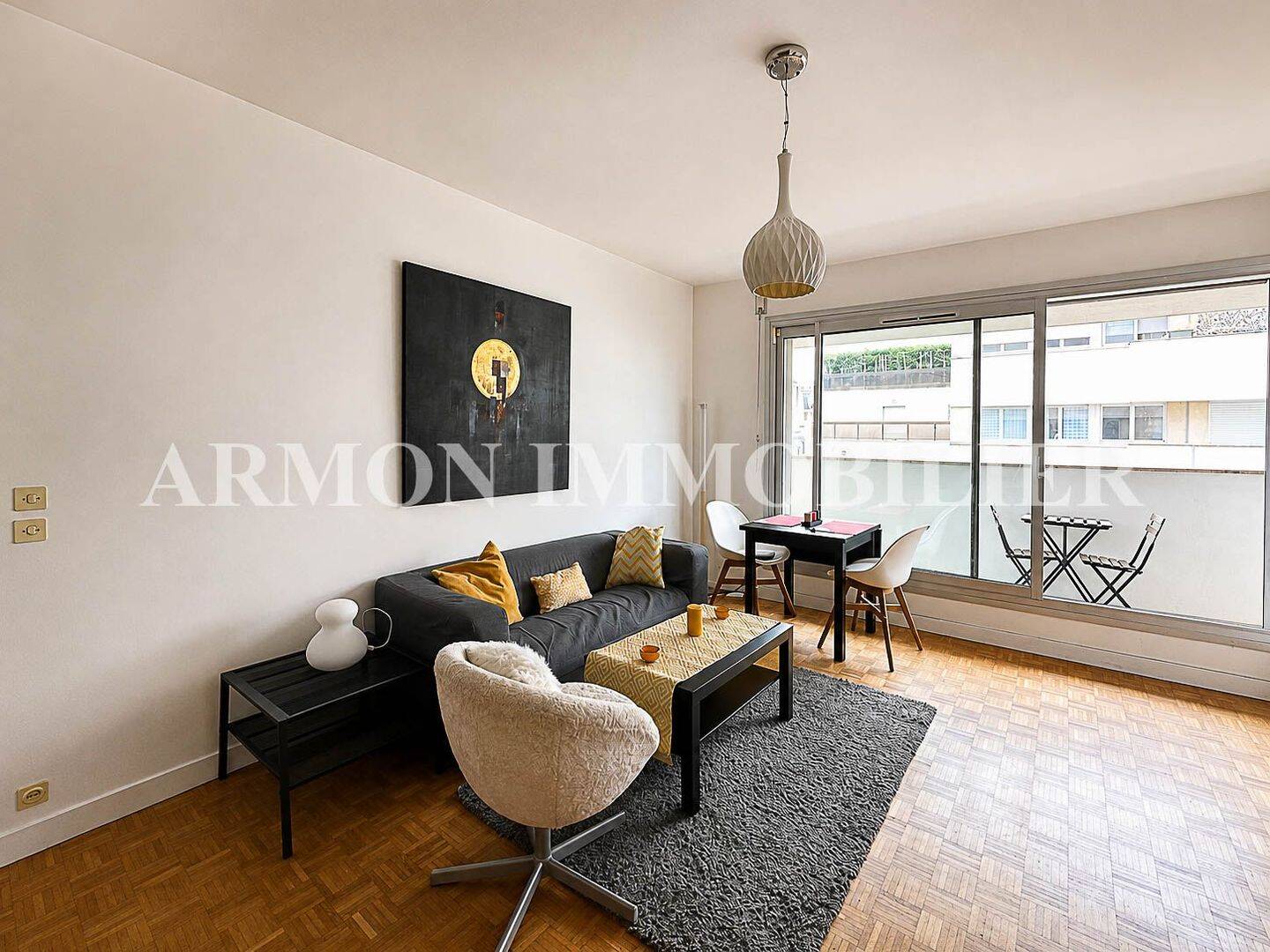Appartement 3 pièces 67 m² · à Paris 7ème Arrondissement · 67 m² · 2 500 €