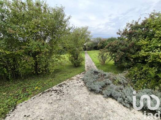 Terrain constructible à vendre 66 000 € 629 m² de terrain Est Sud Centre Sézanne 51120