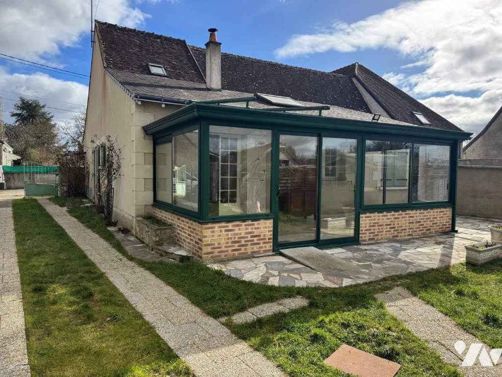 Maison 4 pièces 383 m² · à Esvres · 383 m² · 189 840 €