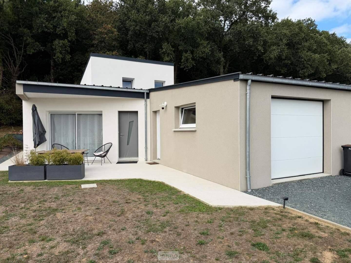Maison 4 pièces 119 m² · à Grand-Fougeray · 119 m² · 960 €/mois