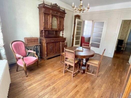 Maison à vendre 199 000 € 7 pièces 3 chambres 144 m² 144 m² de terrain Centre Ville Bourges 18000