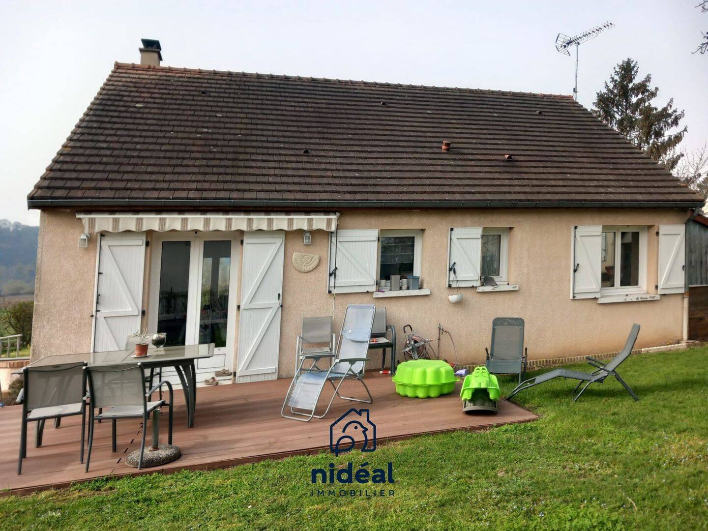 Maison 6 pièces 100 m² · à Bennecourt · 100 m² · 283 000 €