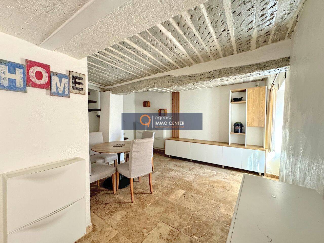 Maison 4 pièces 71 m² · à Solliès-Ville · 71 m² · 950 €
