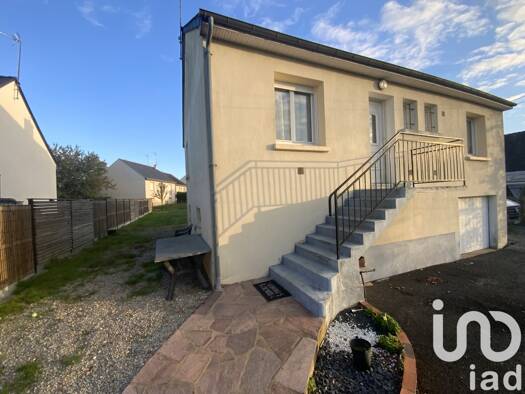 Maison à vendre 123 000 € 5 pièces 3 chambres 85 m² 710 m² de terrain Combrée 49520