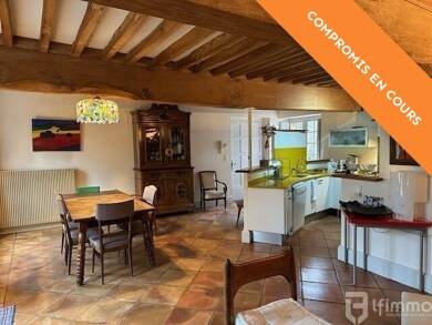 Hôtel particulier à vendre 493 000 € 15 pièces 8 chambres 570 m² 500 m² de terrain Centre Ville Castelsarrasin 82100