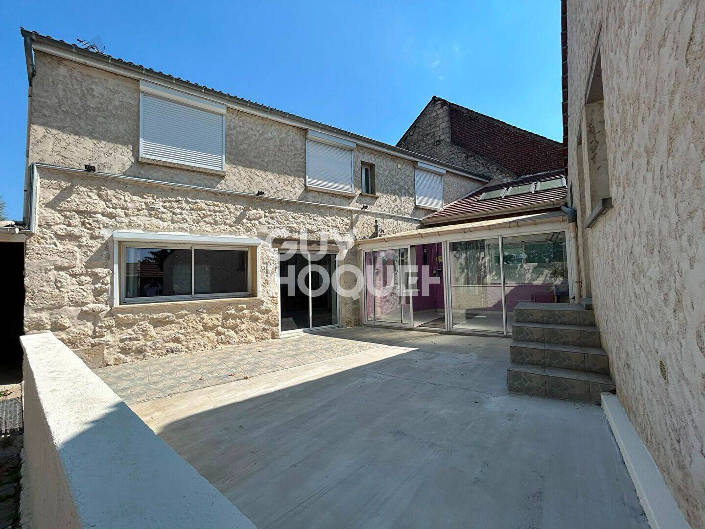 Maison 5 pièces 190 m² · à Les Ageux · 190,2 m² · 325 000 €