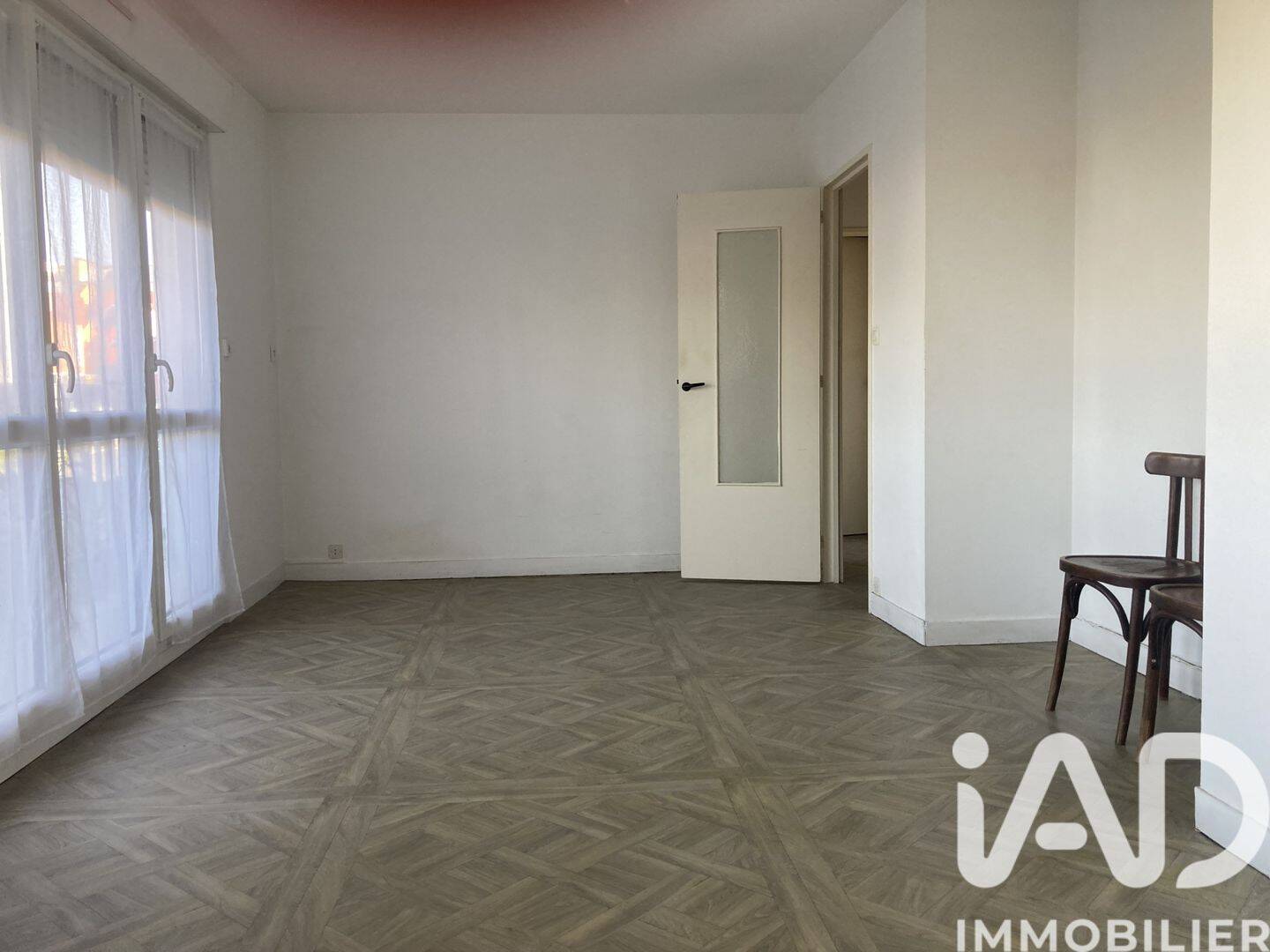 Appartement 1 pièce 37 m² · à Hérouville-Saint-Clair · 36,7 m² · 79 000 €