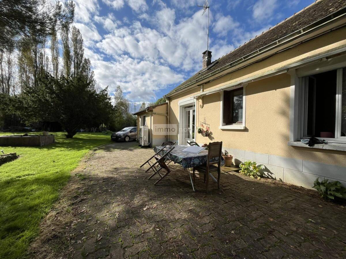 Maison 6 pièces 90 m² · à Connerré · 89,6 m² · 136 500 €
