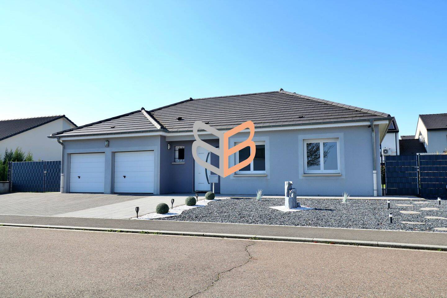 Maison 5 pièces 94 m² · à Tressange · 93,7 m² · 458 000 €