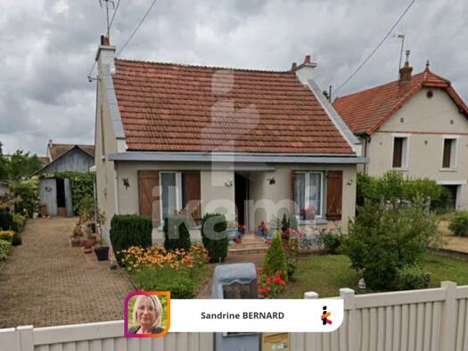 Maison de plain-pied à vendre 154 350 € 4 pièces 2 chambres 80 m² 1 051 m² de terrain Faubourg-Orléans-Paterne Romorantin-Lanthenay 41200