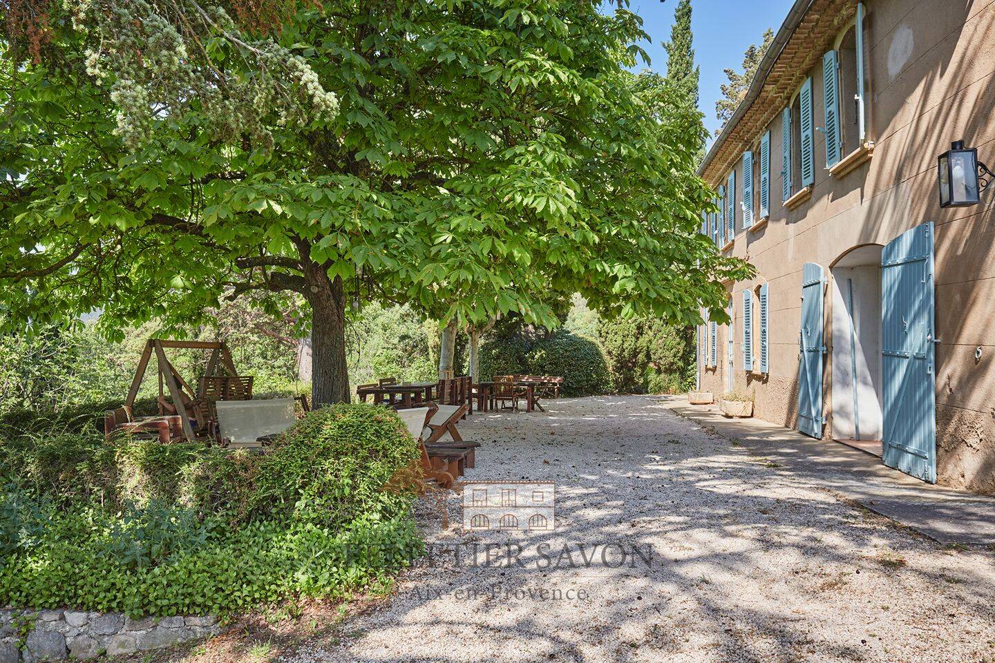 Maison 10 pièces 300 m² · à Le Tholonet · 300 m² · 2 200 000 €