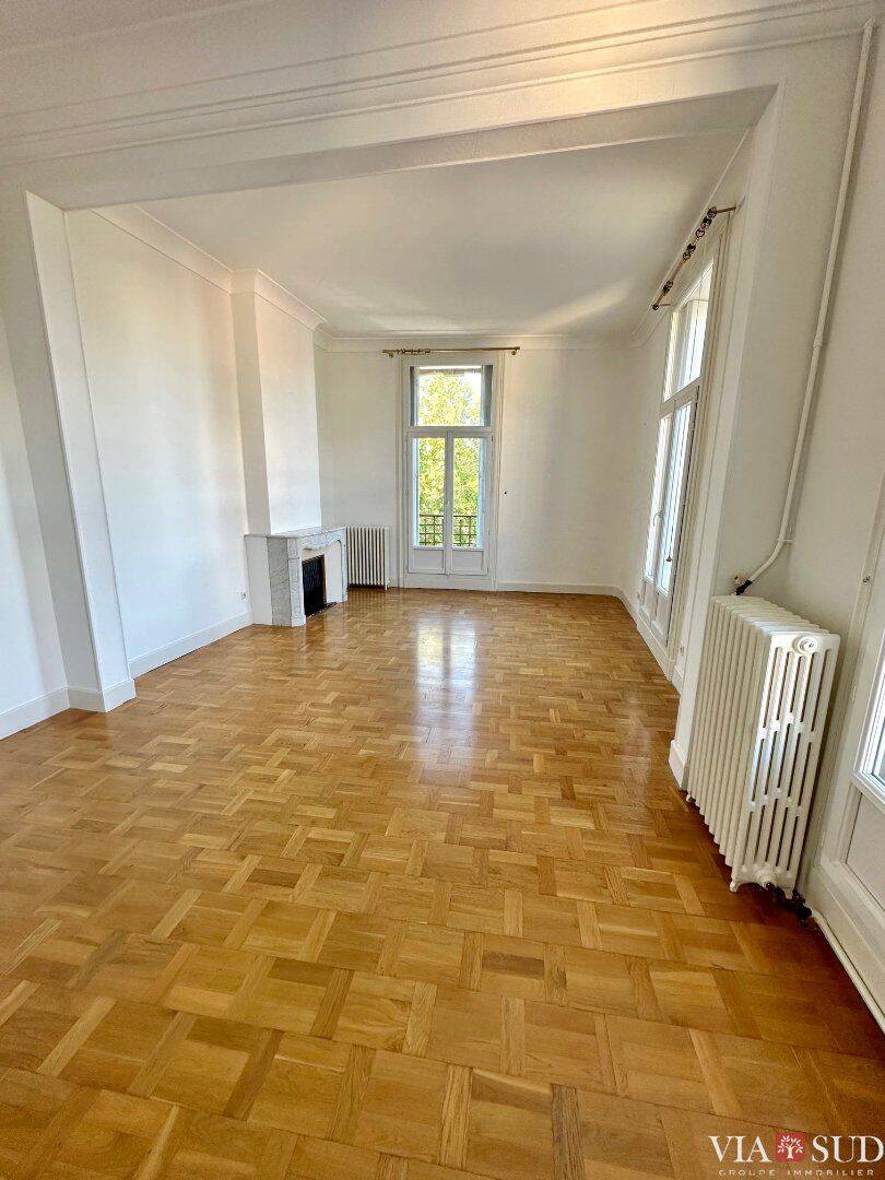 Appartement 5 pièces 180 m² · à Beziers · 180 m² · 1 386 €/mois