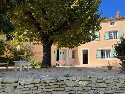 Maison à vendre 540 000 € 6 pièces 4 chambres 133 m² 546 m² de terrain Saint-Saturnin-lès-Apt 84490