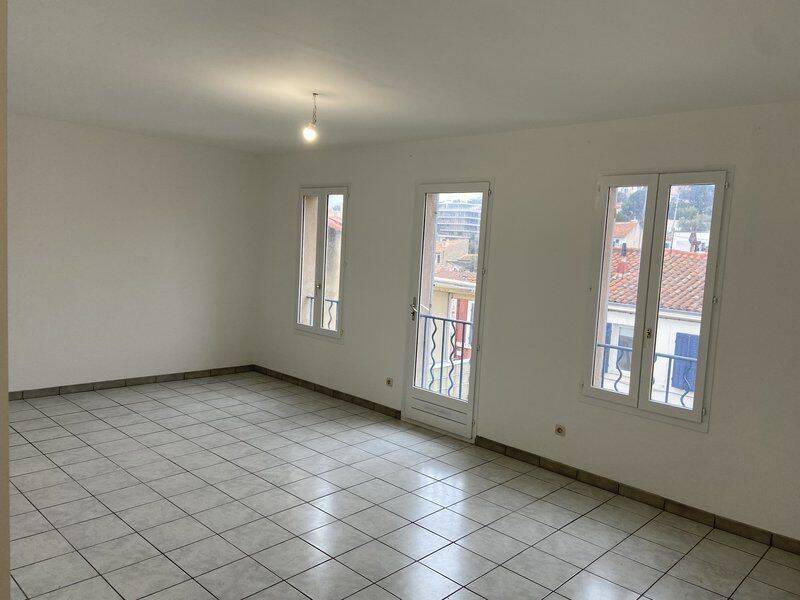 Appartement 2 pièces 48 m² · à Marseille 6ème Arrondissement · 48 m² · 730 €