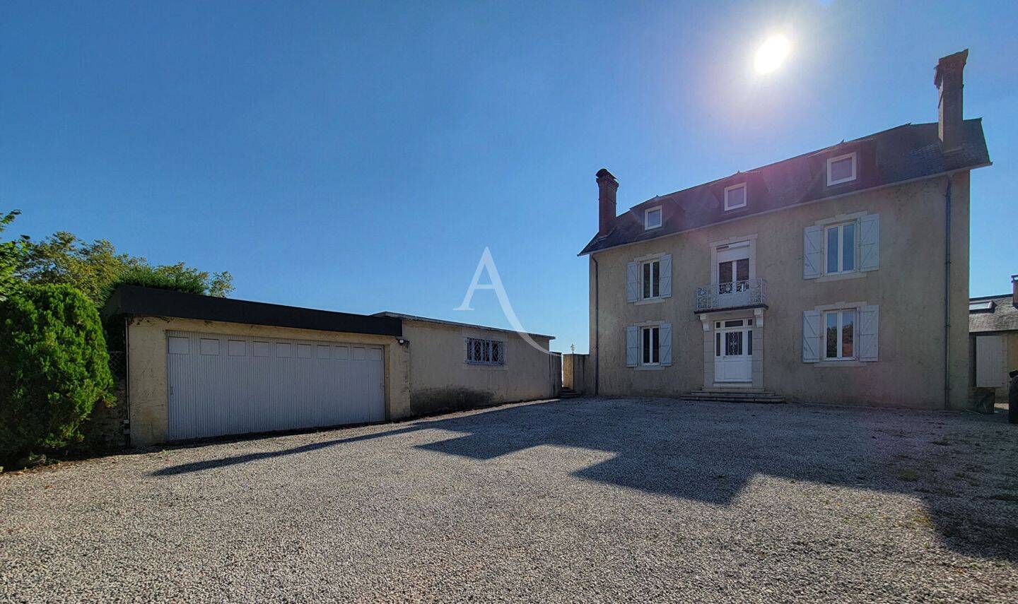 Maison 6 pièces 182 m² · à Pau · 182,4 m² · 1 650 €/mois