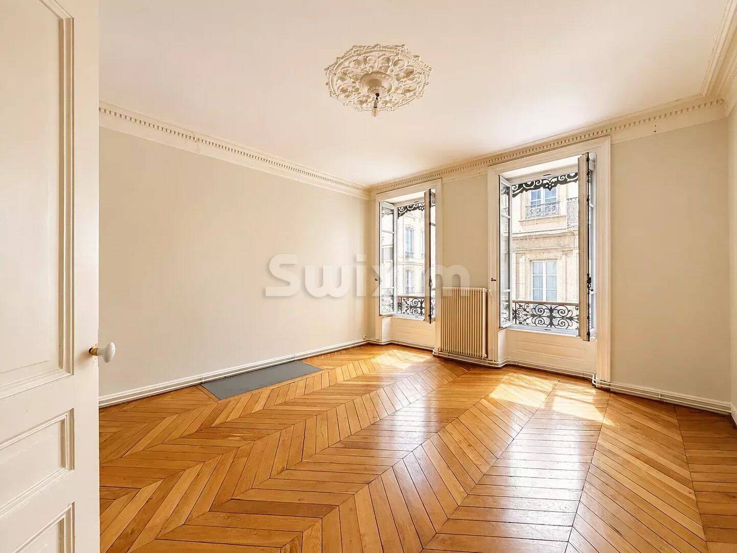 Appartement 4 pièces 112 m² · à Lyon 2ème Arrondissement · 111,8 m² · 605 000 €