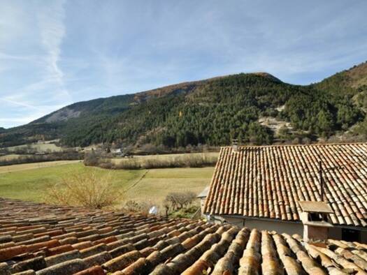 Maison à vendre 118 000 € 3 pièces 2 chambres 52 m² Lambruisse 04170