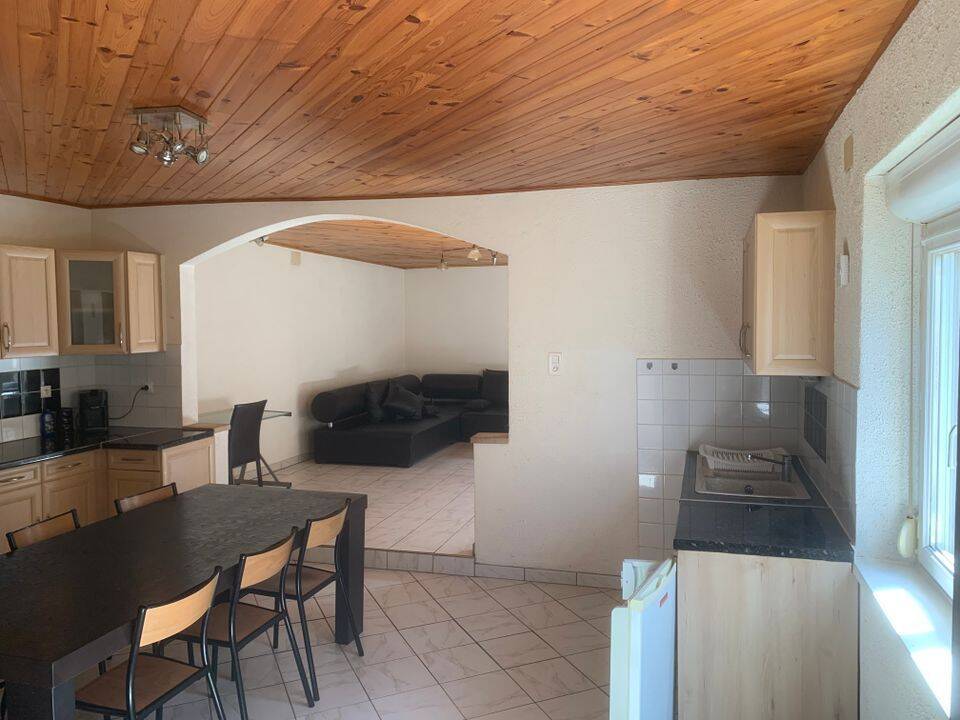 Appartement 2 pièces 74 m² · à Maron · 74 m² · 580 €/mois