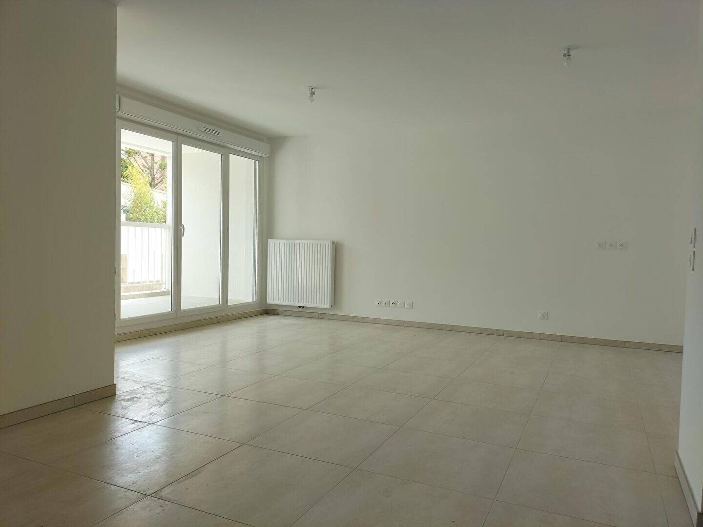 Appartement 3 pièces 65 m² · à Marseille 12ème Arrondissement · 64,7 m² · 1 141 €