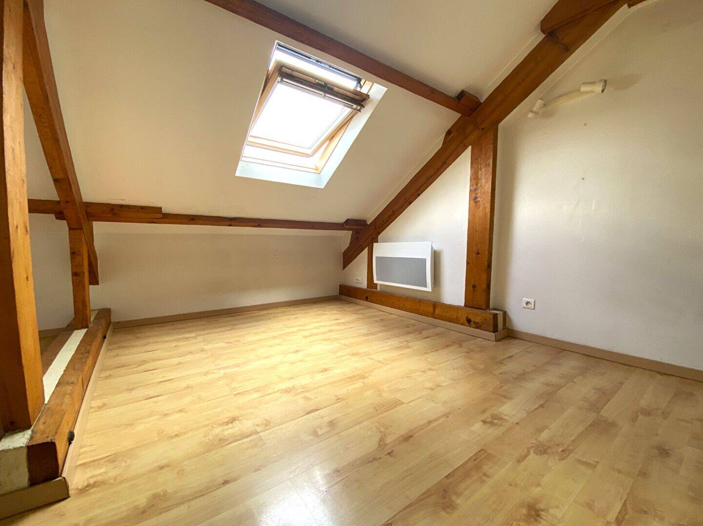 Nantes Chalâtres, Rond-Point de Paris - Appartement 1 pièce 15. — 1