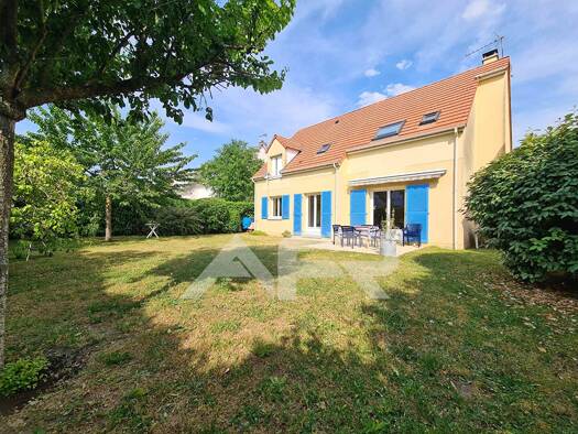 Maison à vendre 799 000 € 6 pièces 4 chambres 150 m² 445 m² de terrain Europe-Nord Chatou 78400