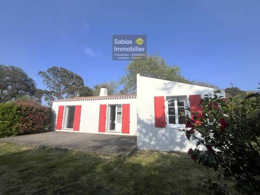 Maison à vendre 499 550 € 3 pièces 2 chambres 79 m² L'Île-d'Yeu 85350