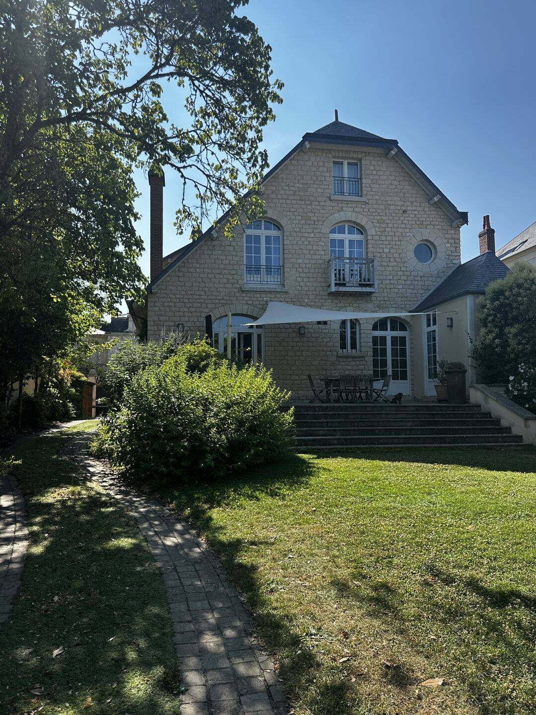 Maison 9 pièces 262 m² · à Nevers · 262 m² · 630 000 €