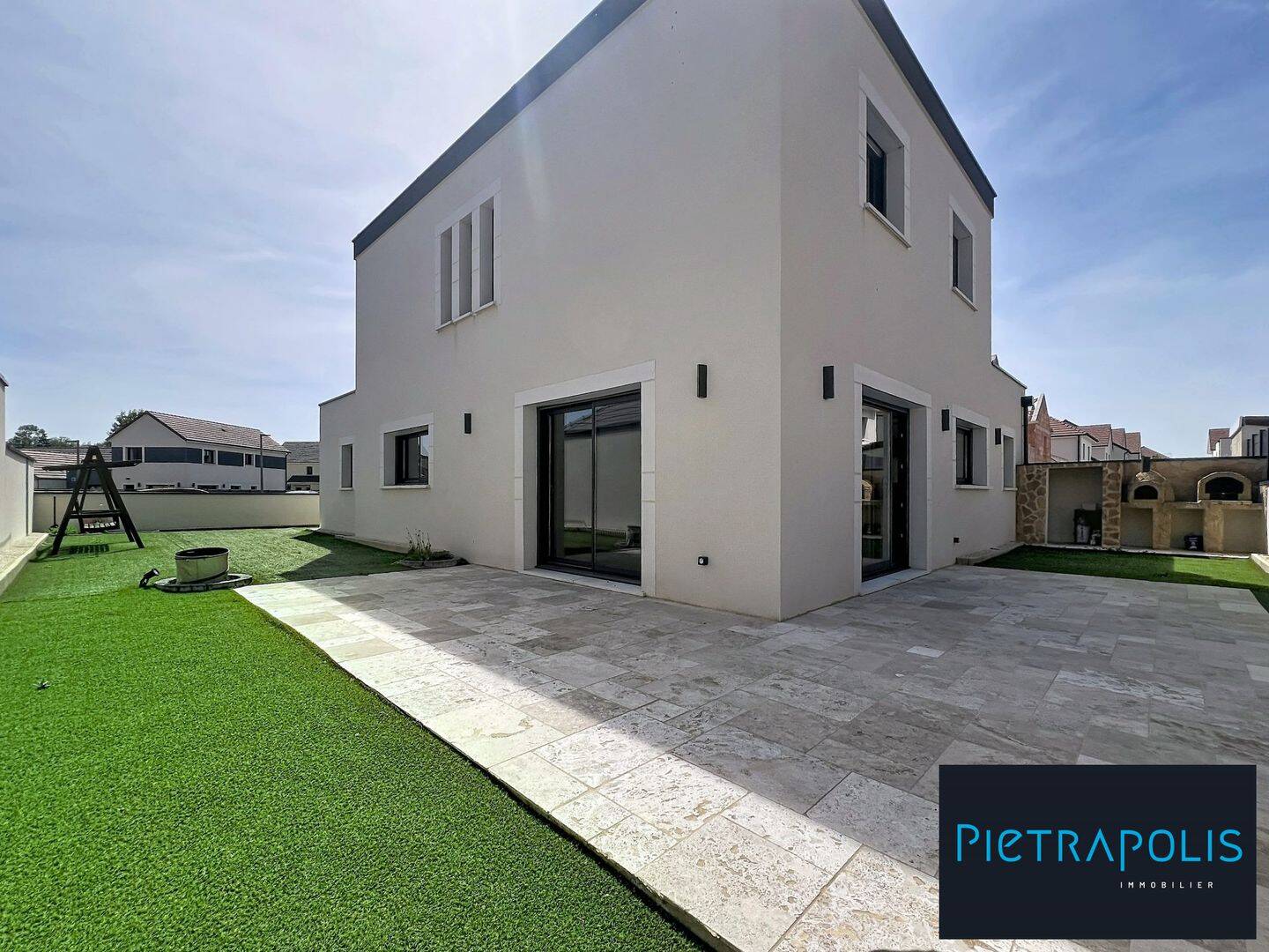 Maison 5 pièces 151 m² · à Saint-Julien · 151 m² · 380 000 €