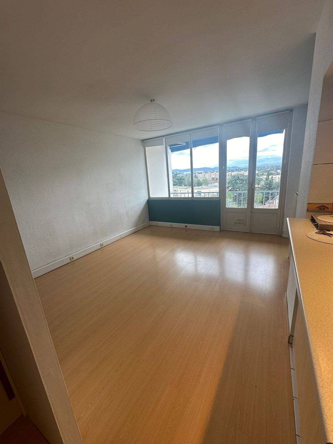 Appartement 2 pièces 43 m² · à Caluire-Et-Cuire · 43 m² · 750 €