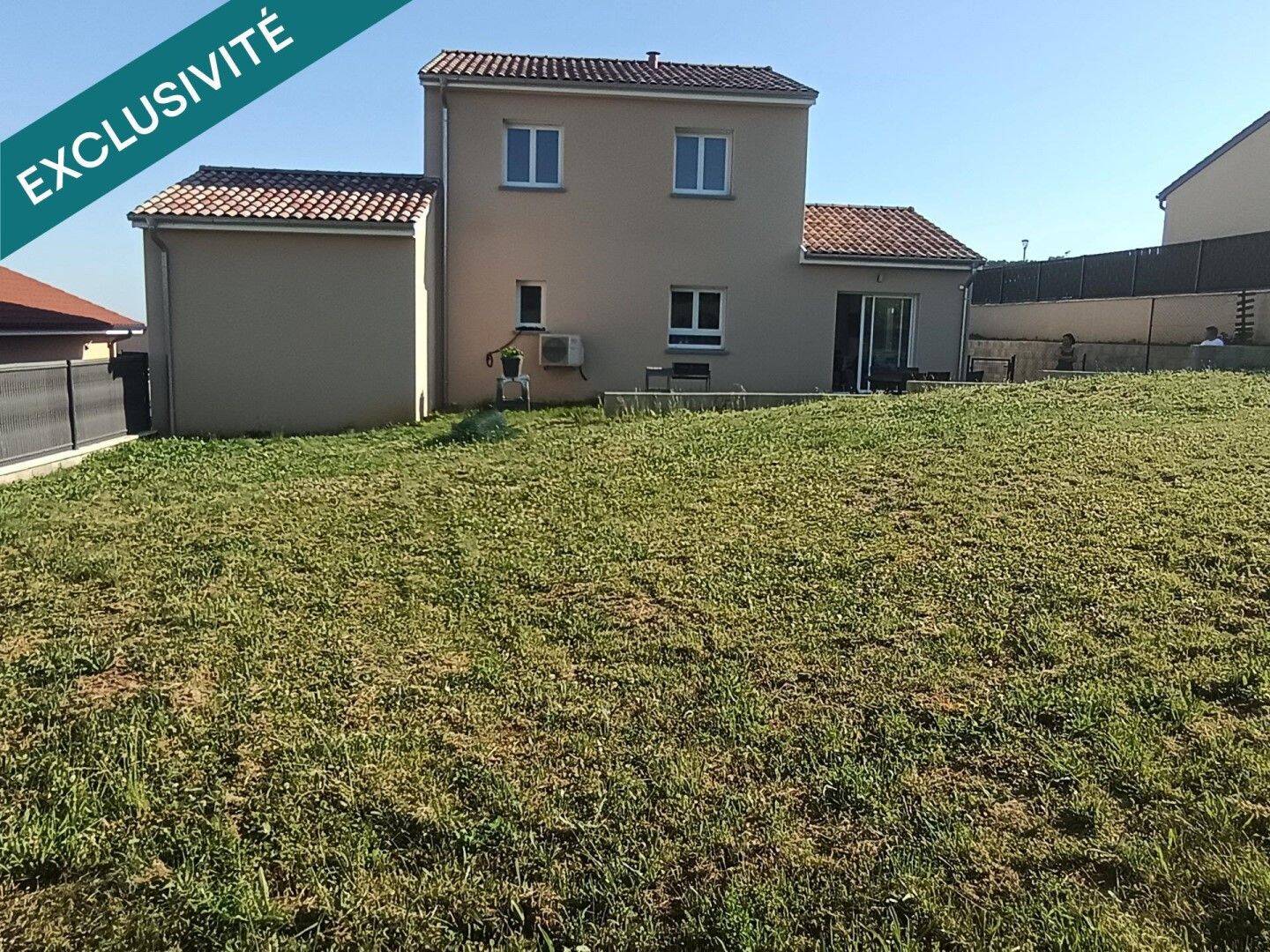 Maison 6 pièces 109 m² · à Hurigny · 109 m² · 320 000 €